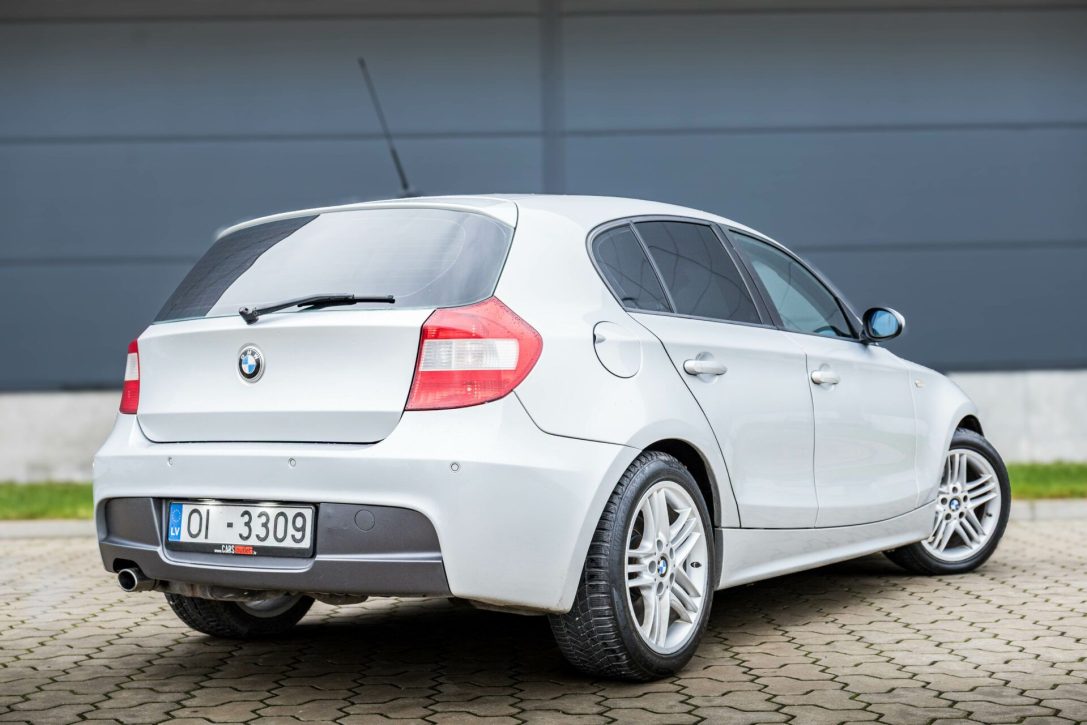 BMW 120