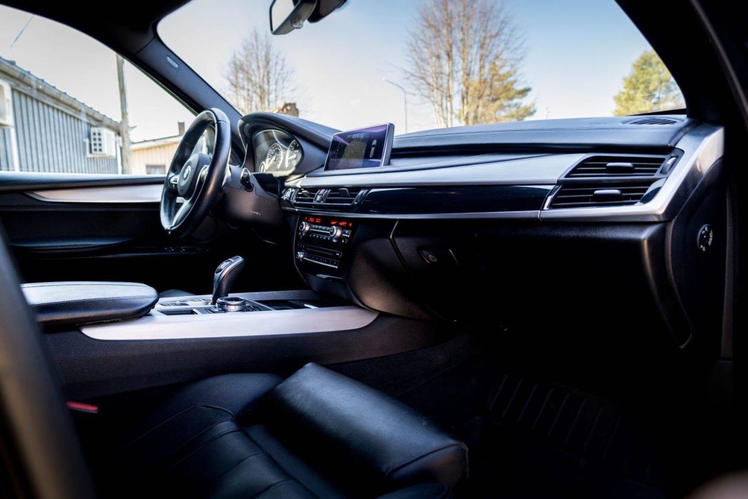BMW X5 M50D
