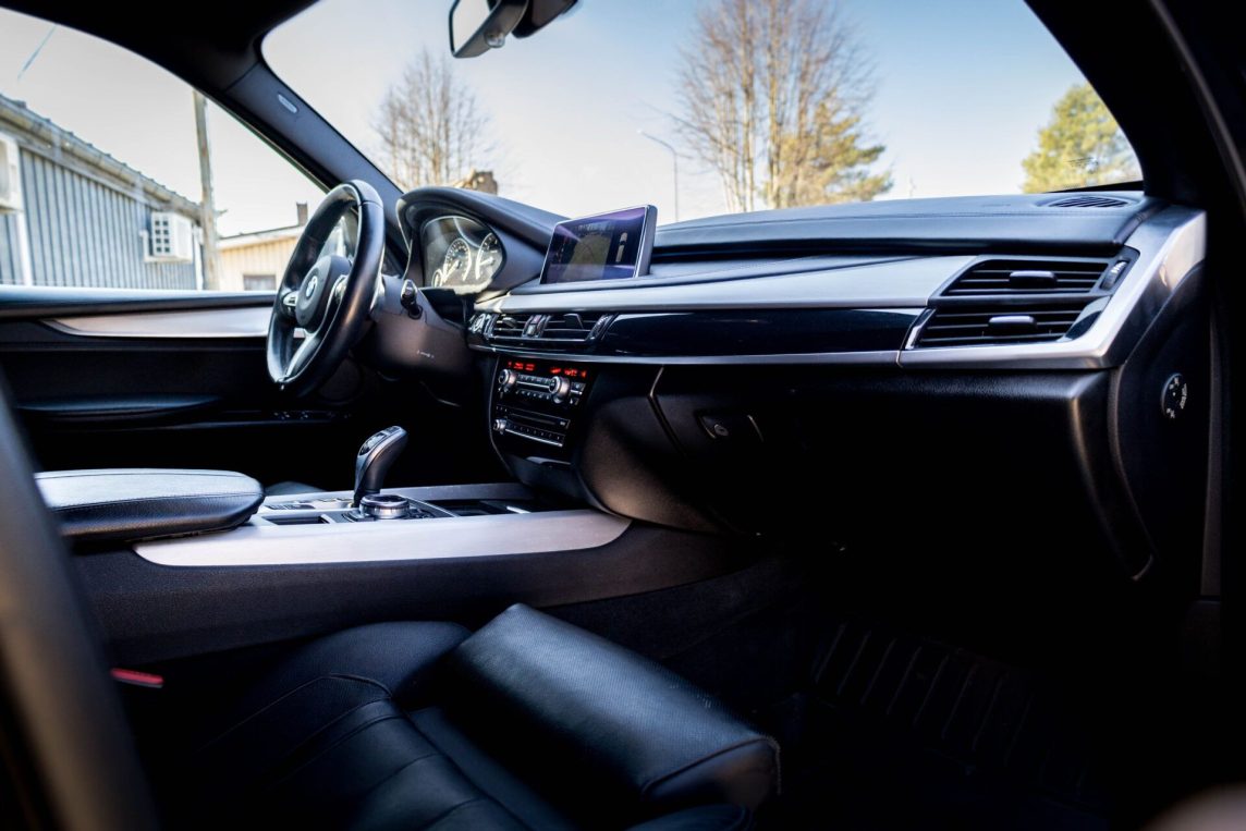 BMW X5 M50D