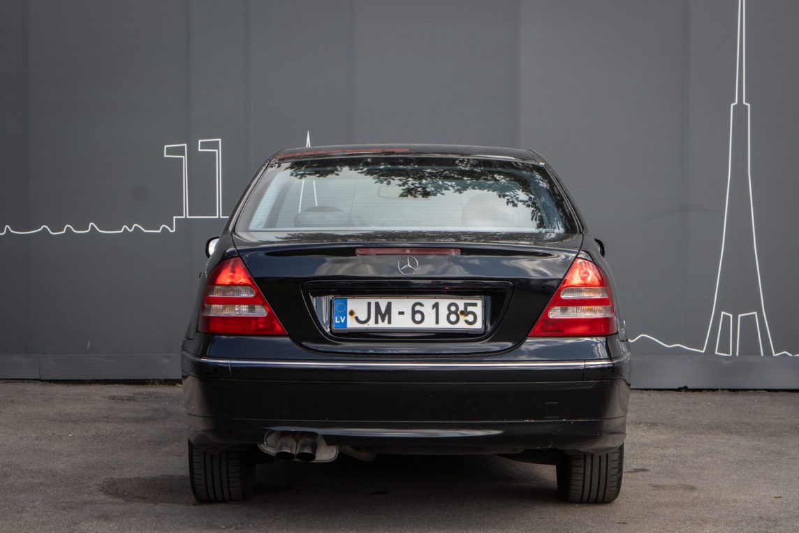 MERCEDES BENZ C 200
