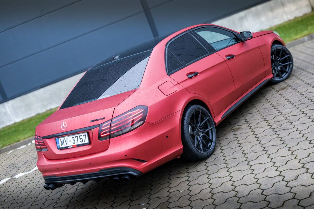 MERCEDES BENZ E200 CDI
