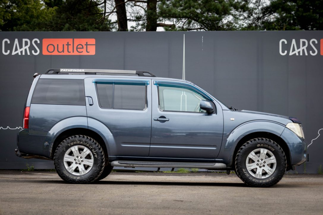 NISSAN PATHFINDER