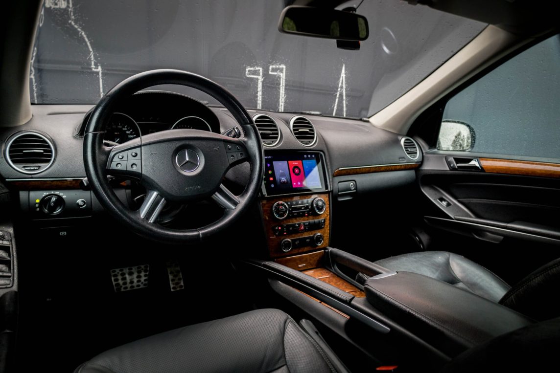 MERCEDES BENZ GL 320