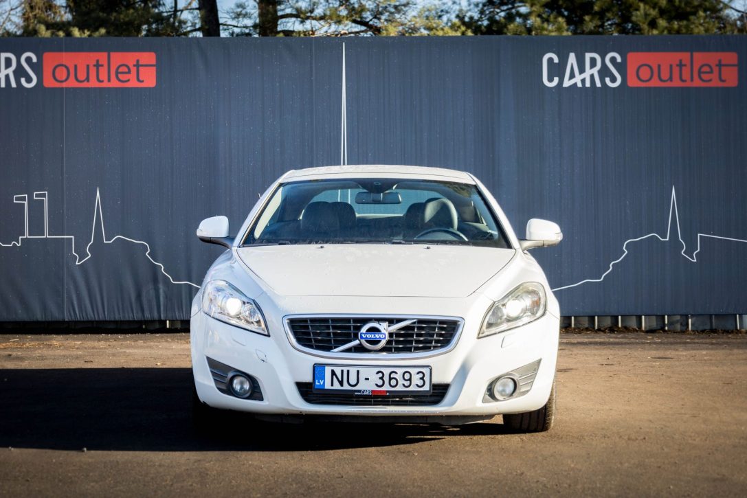VOLVO C70