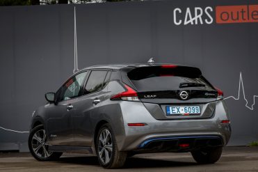 NISSAN LEAF 40KWH
