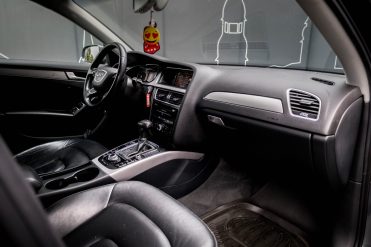 AUDI A4 LIMOUSINE