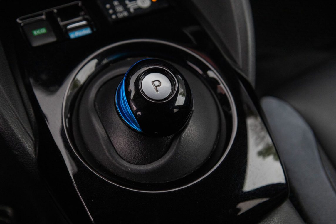 NISSAN LEAF 40KWH