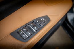 BMW 730