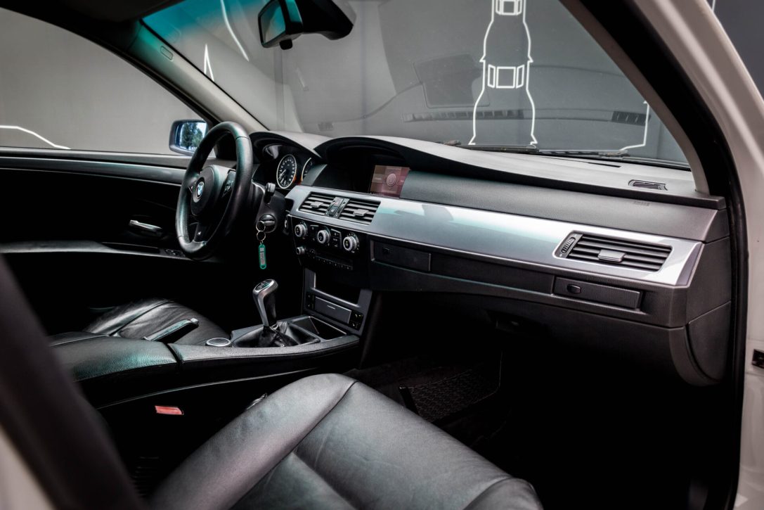 BMW 525