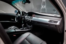 BMW 525