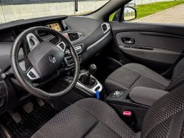 RENAULT MEGANE SCENIC