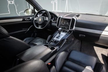 PORSCHE CAYENNE TURBO S