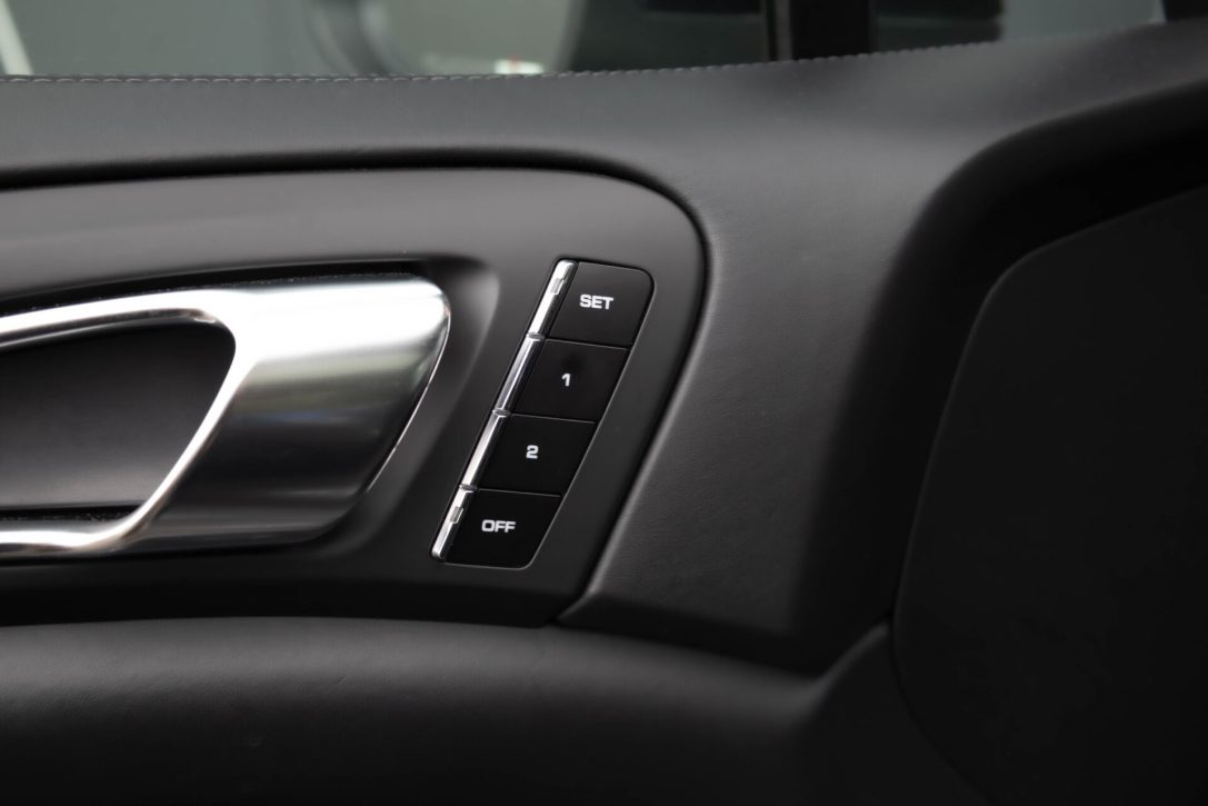 PORSCHE CAYENNE DIESEL