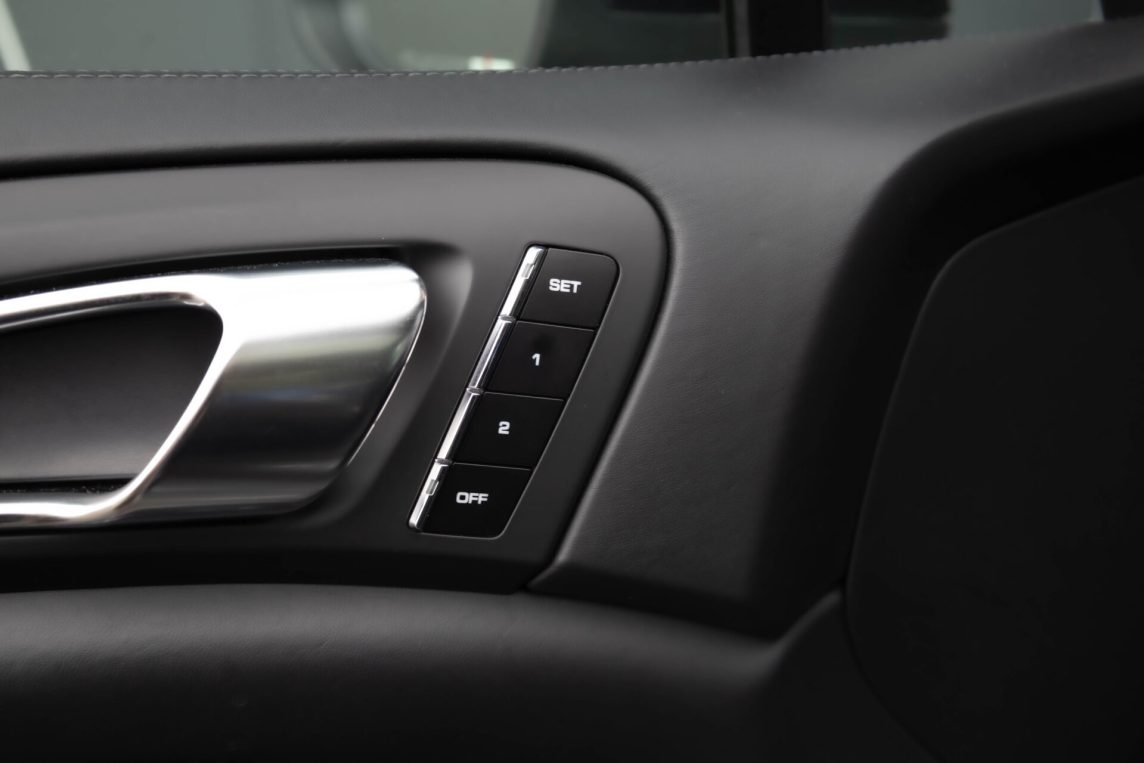 PORSCHE CAYENNE DIESEL
