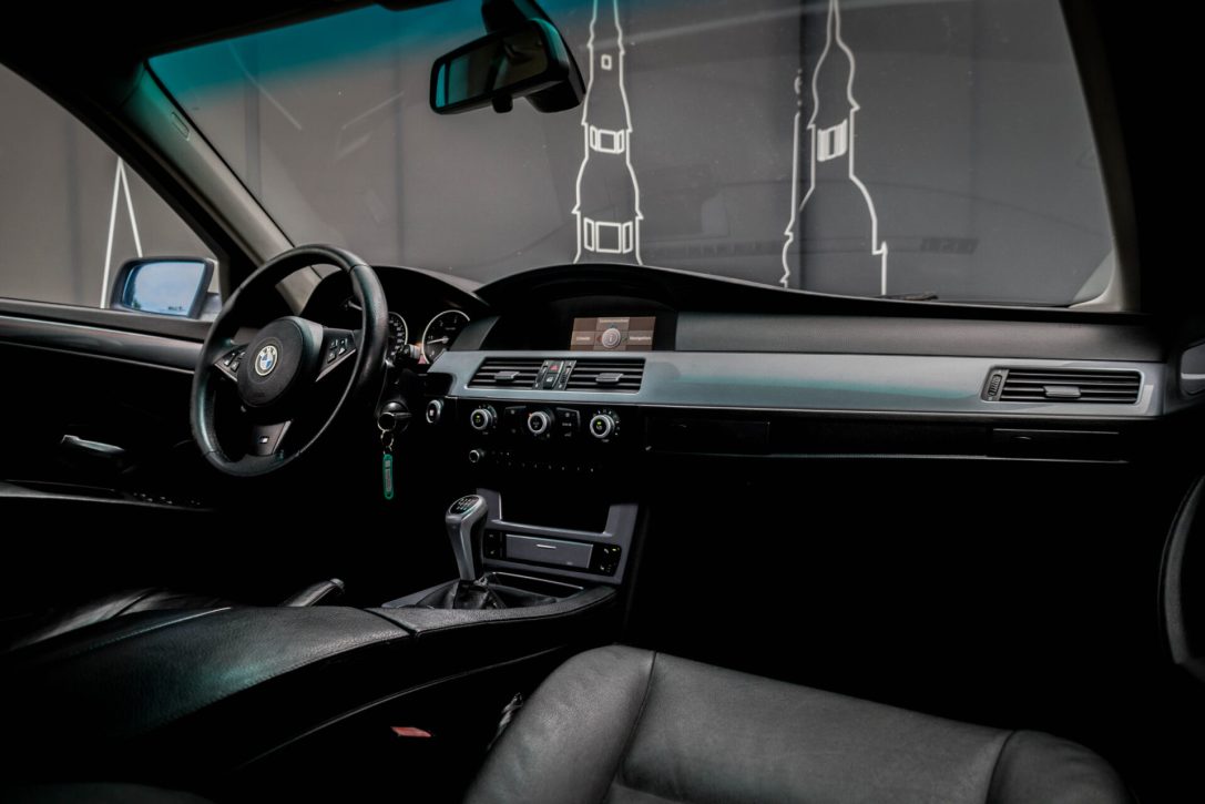 BMW 525