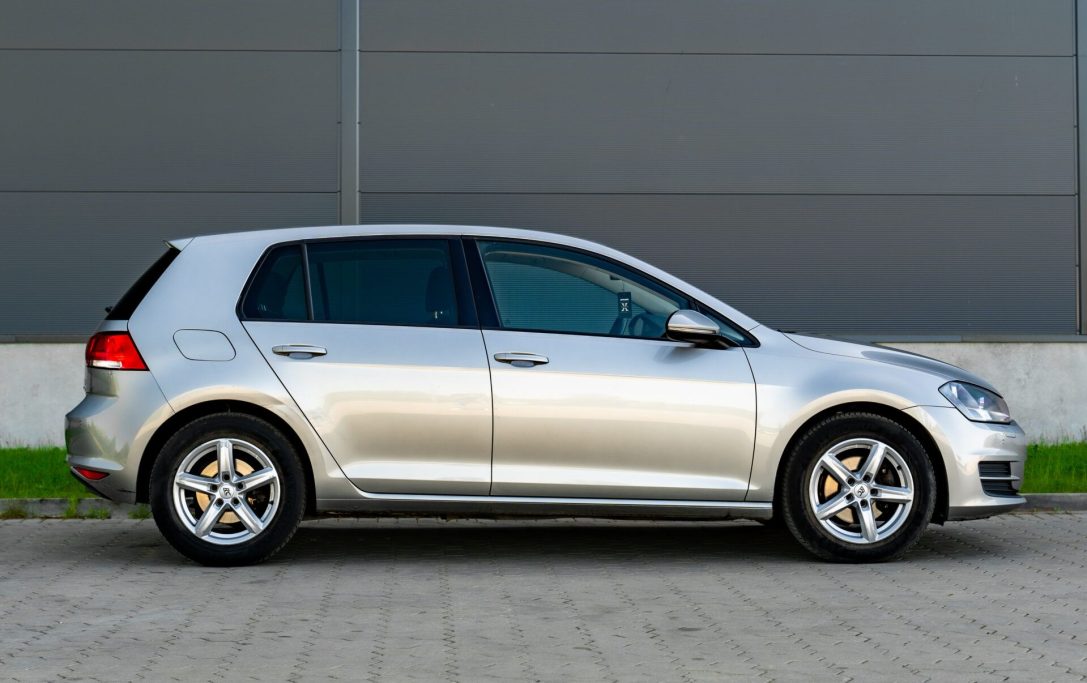 VW GOLF