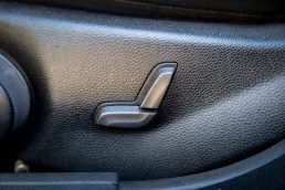 MERCEDES BENZ C220