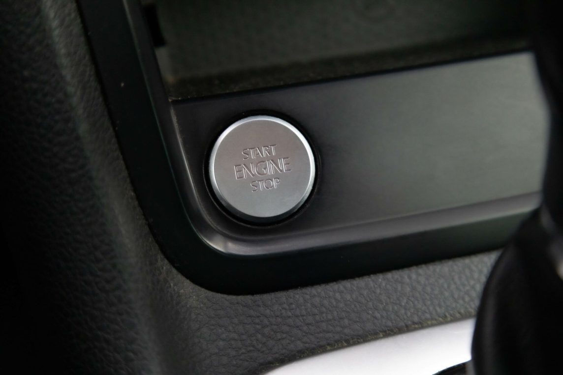 VW SHARAN