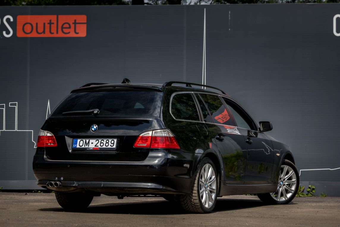 BMW 530