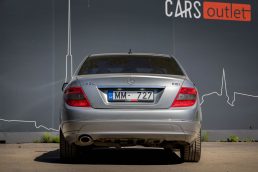 MERCEDES BENZ C220