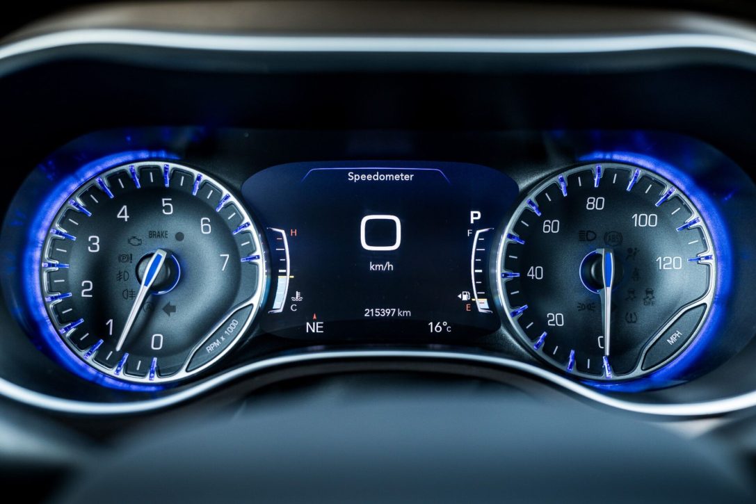 CHRYSLER PACIFICA