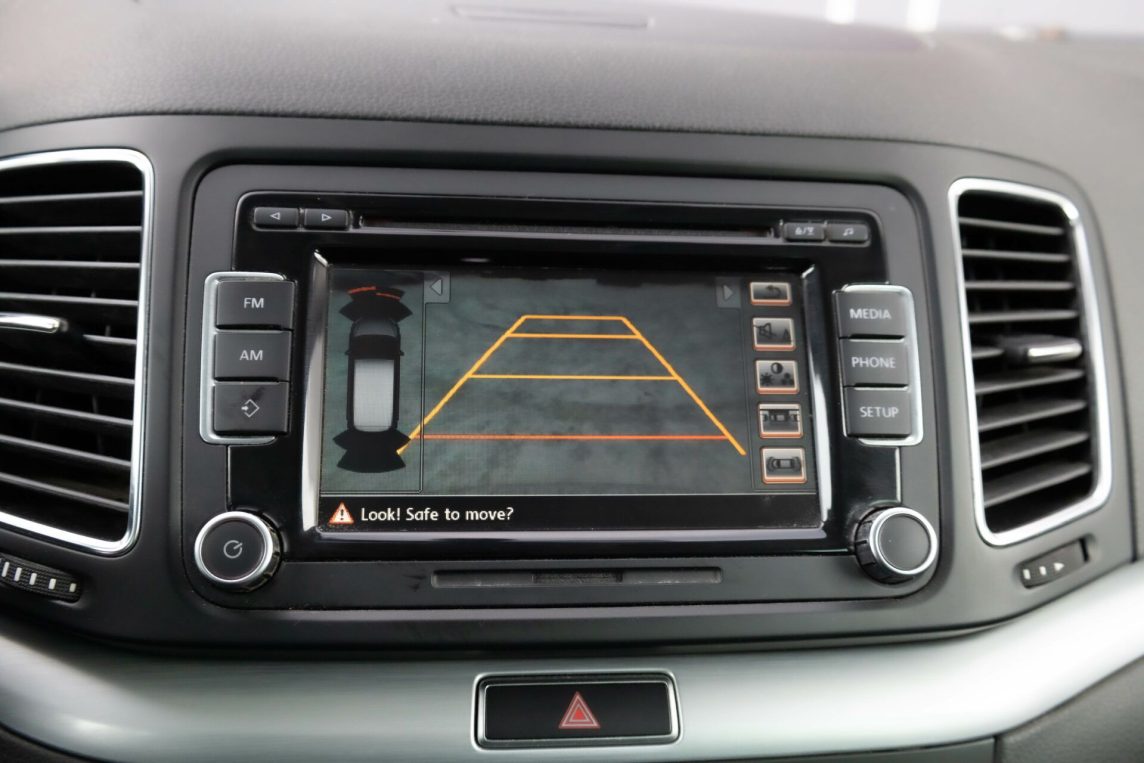 VW SHARAN