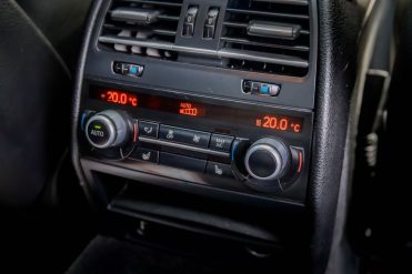 BMW 740