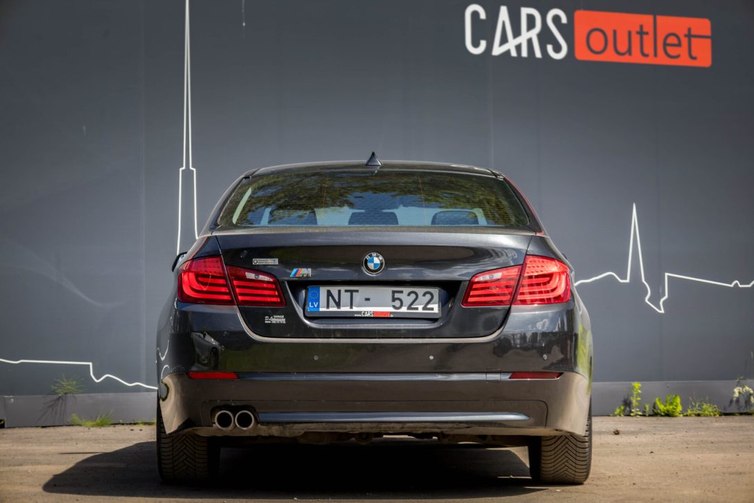 BMW 525