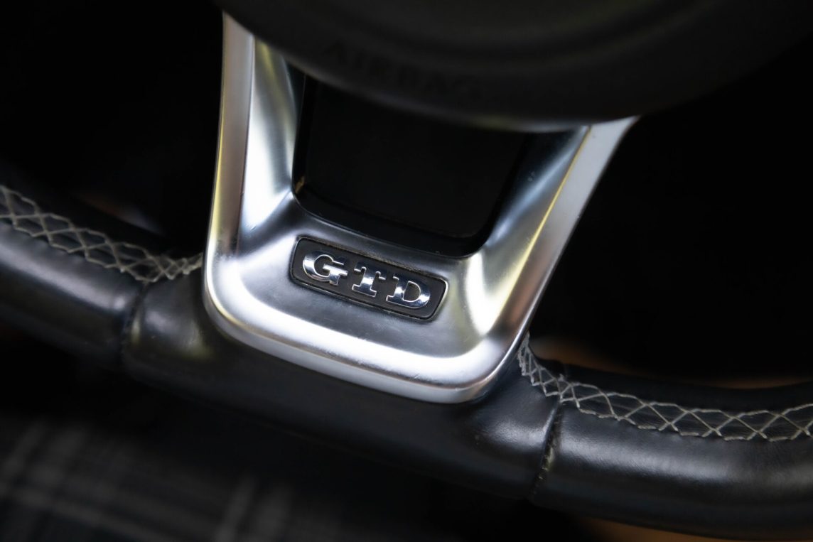 VW GOLF