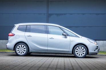 OPEL ZAFIRA TOURER