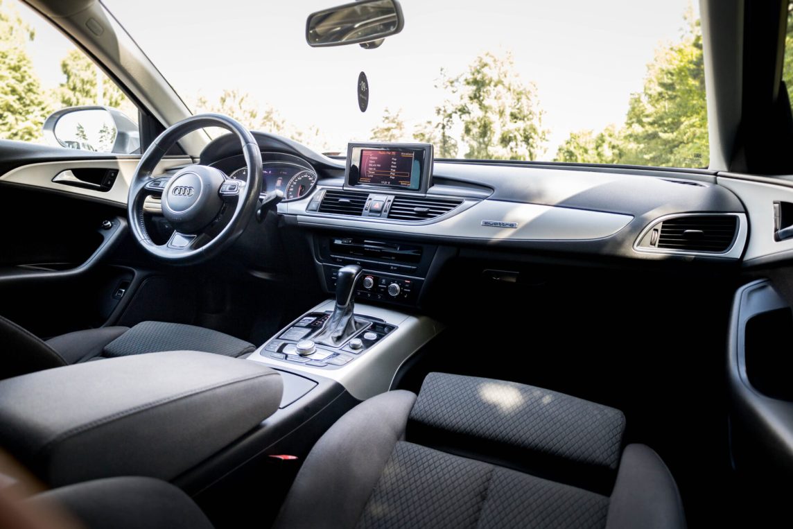 AUDI A6 AVANT