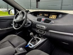RENAULT MEGANE SCENIC