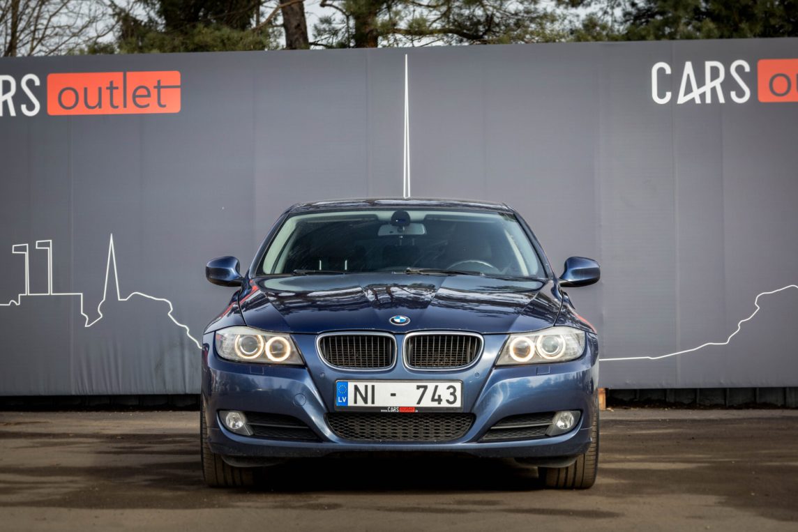 BMW 320