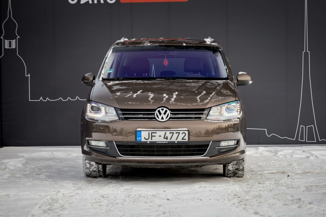 VW SHARAN