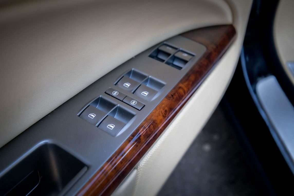 VW PHAETON