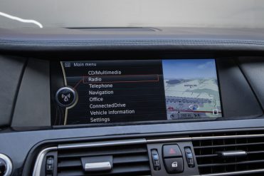 BMW 740