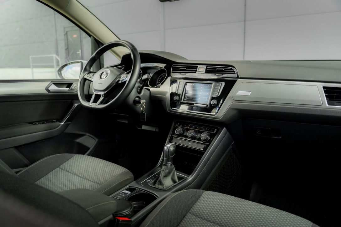 VW TOURAN