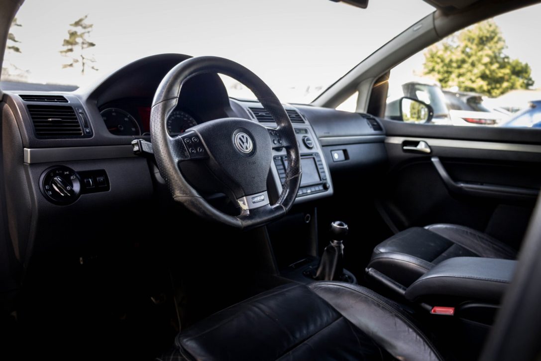VW TOURAN