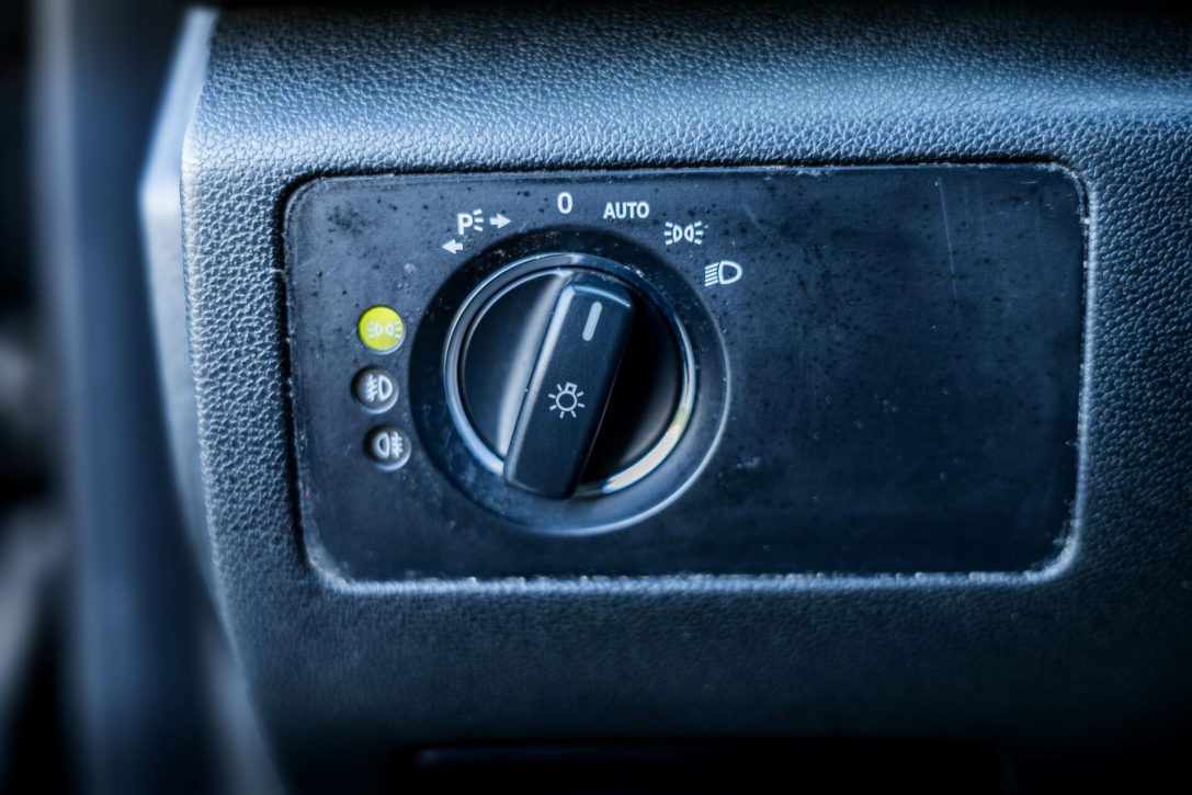 MERCEDES BENZ R 280