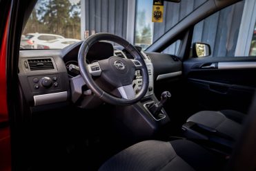 OPEL ZAFIRA