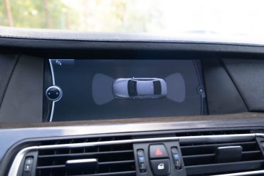 BMW 730