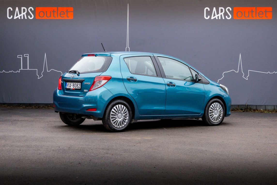 TOYOTA YARIS HYBRID