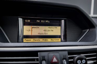 MERCEDES BENZ E250
