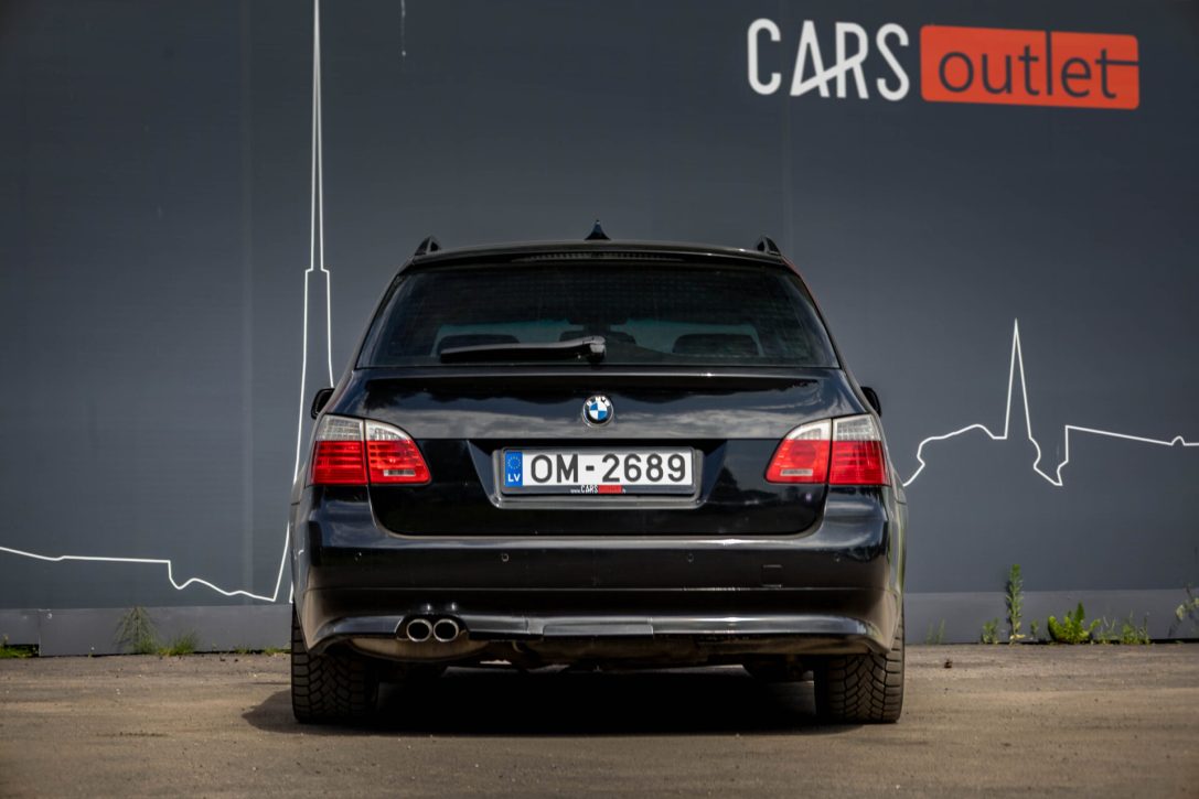 BMW 530