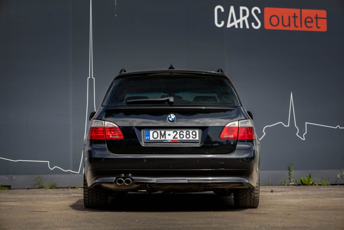 BMW 530