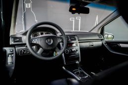 MERCEDES BENZ B 180