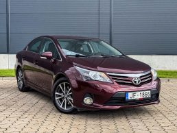 TOYOTA AVENSIS