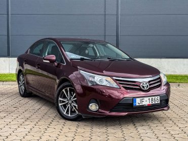 TOYOTA AVENSIS