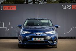 TOYOTA AVENSIS