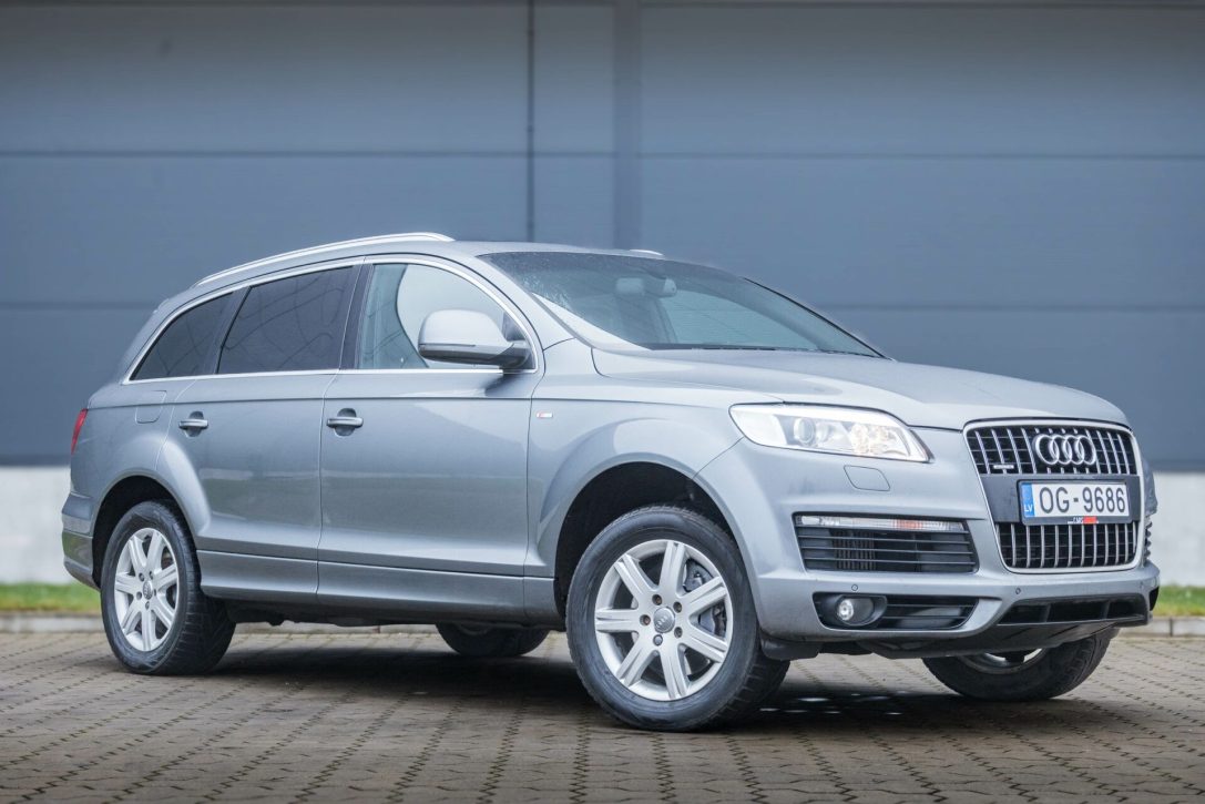 AUDI Q7